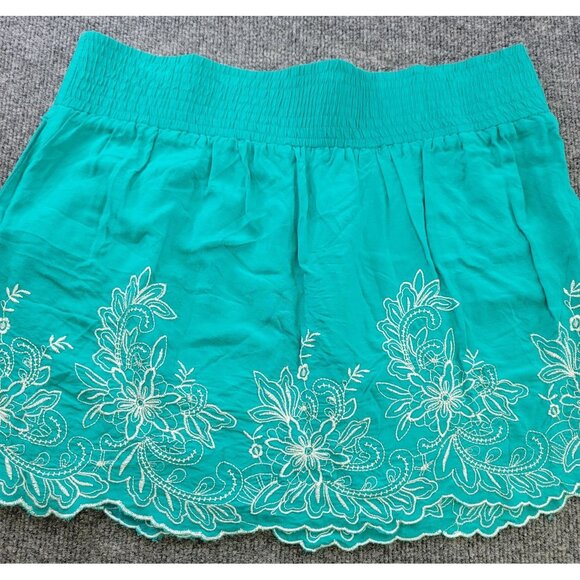 Charlotte Russe Women 14 Skirt Turquoise White Embroidered Scalloped Hem Pockets - Picture 2 of 8